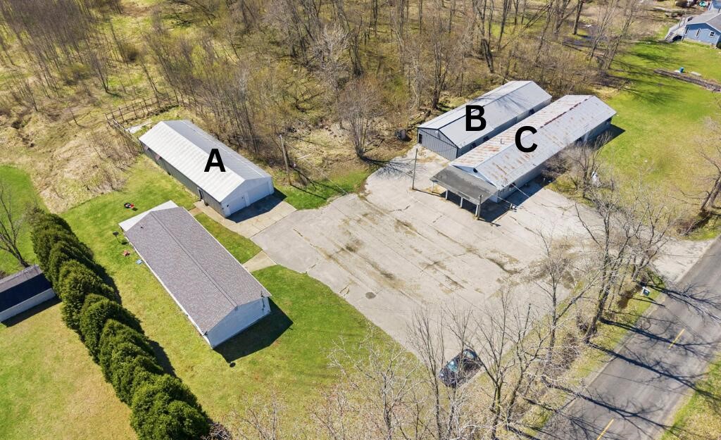 main property photo 25