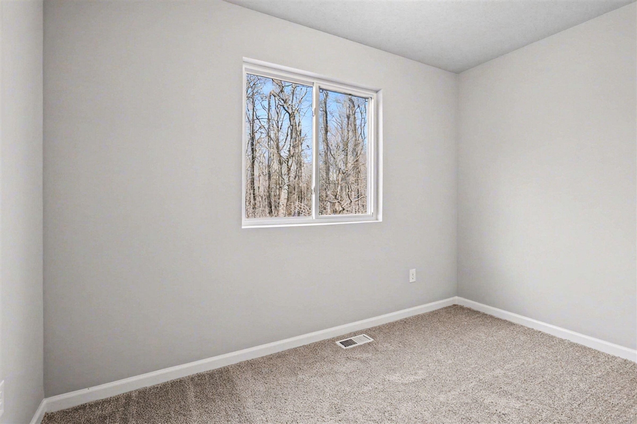 property viewer photo 7