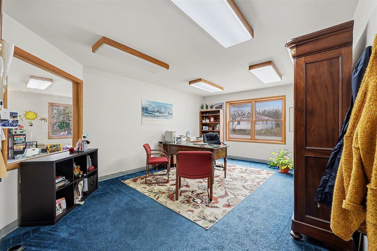 main property photo 17