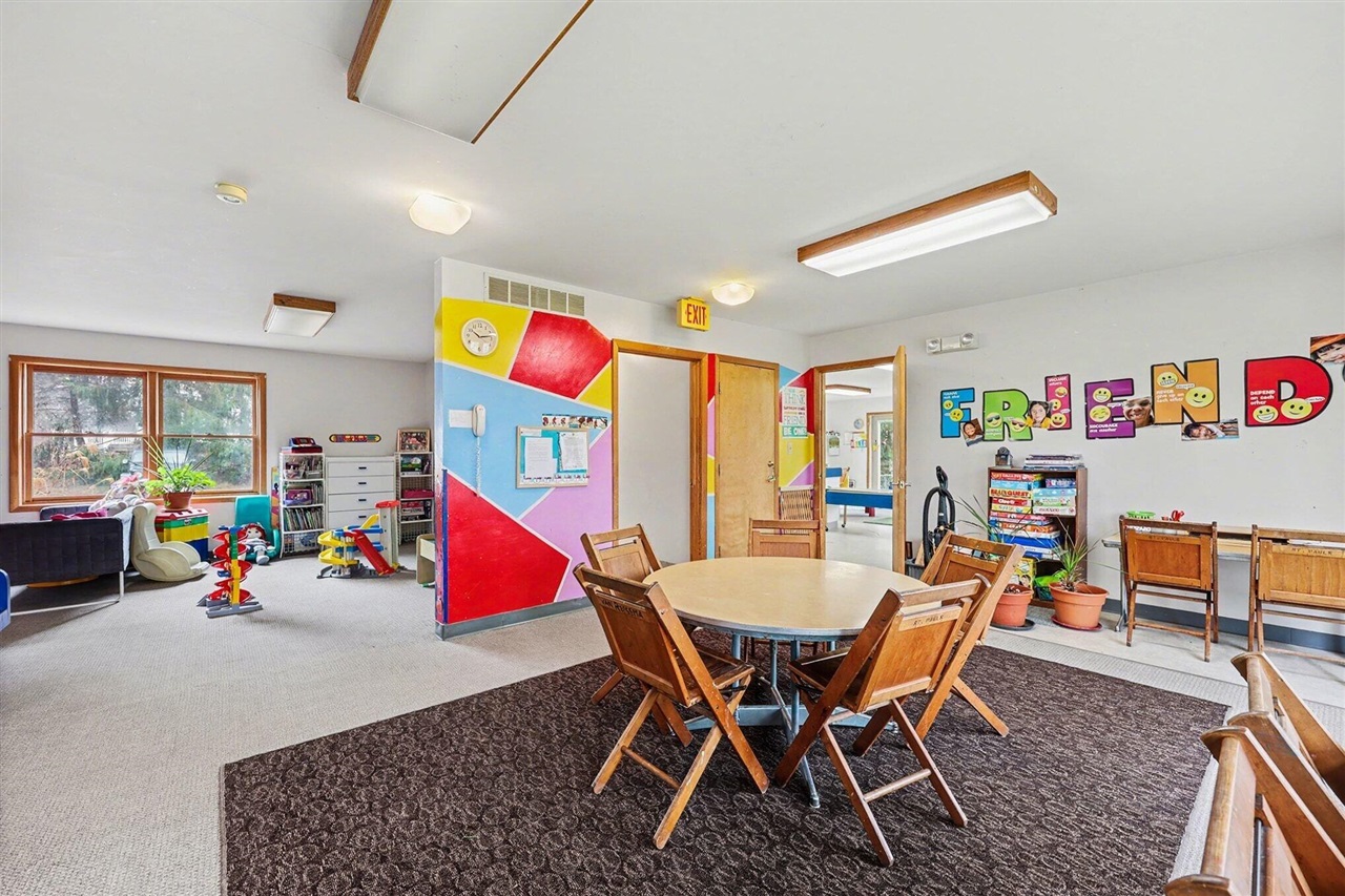 main property photo 20