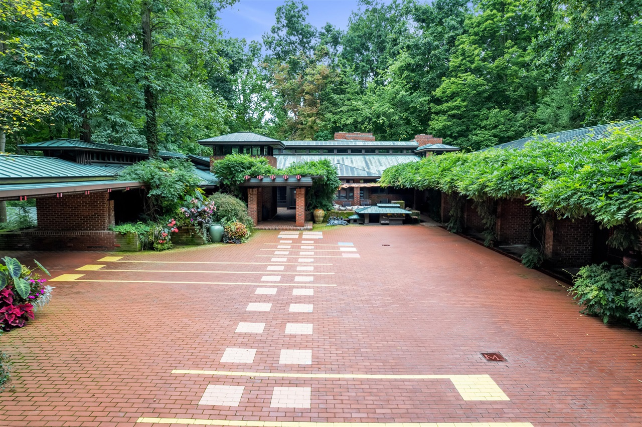 main property photo 24