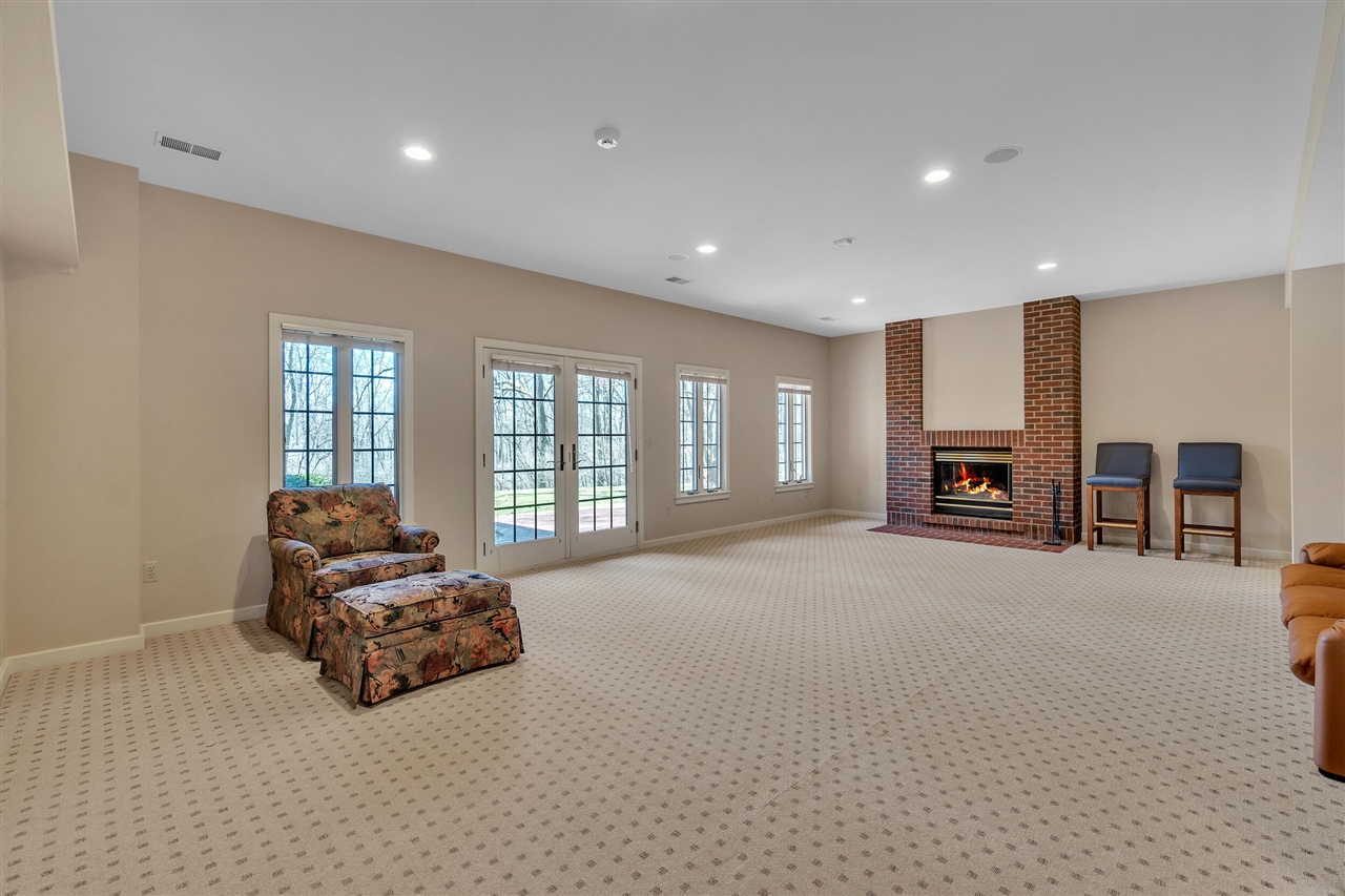 main property photo 60