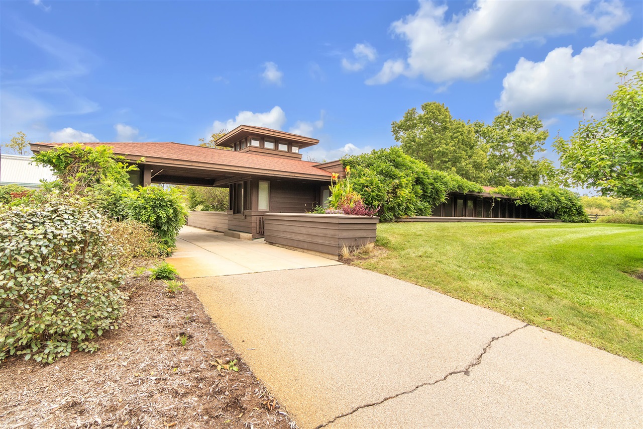 main property photo 63