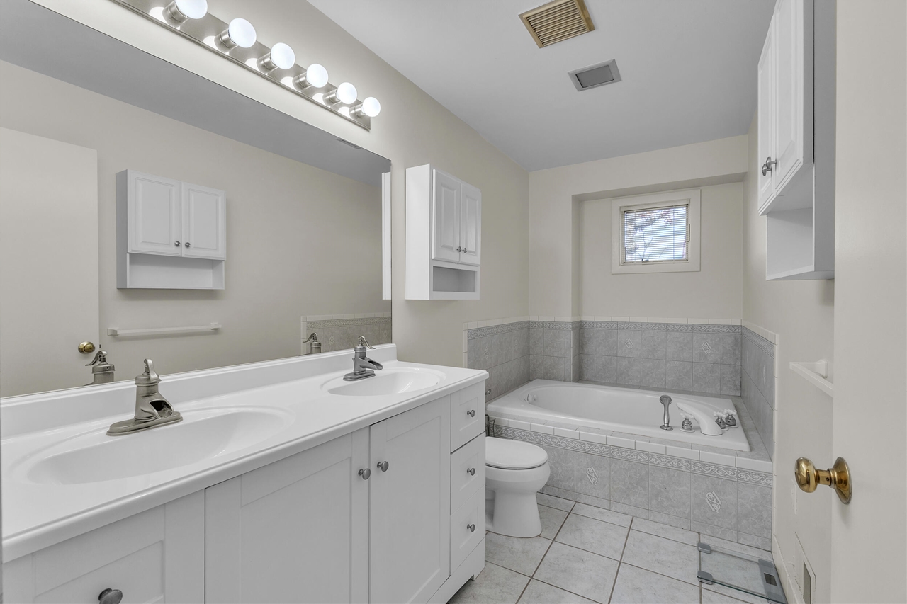 main property photo 69