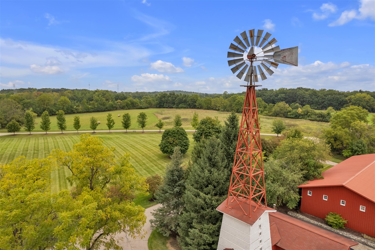 main property photo 70