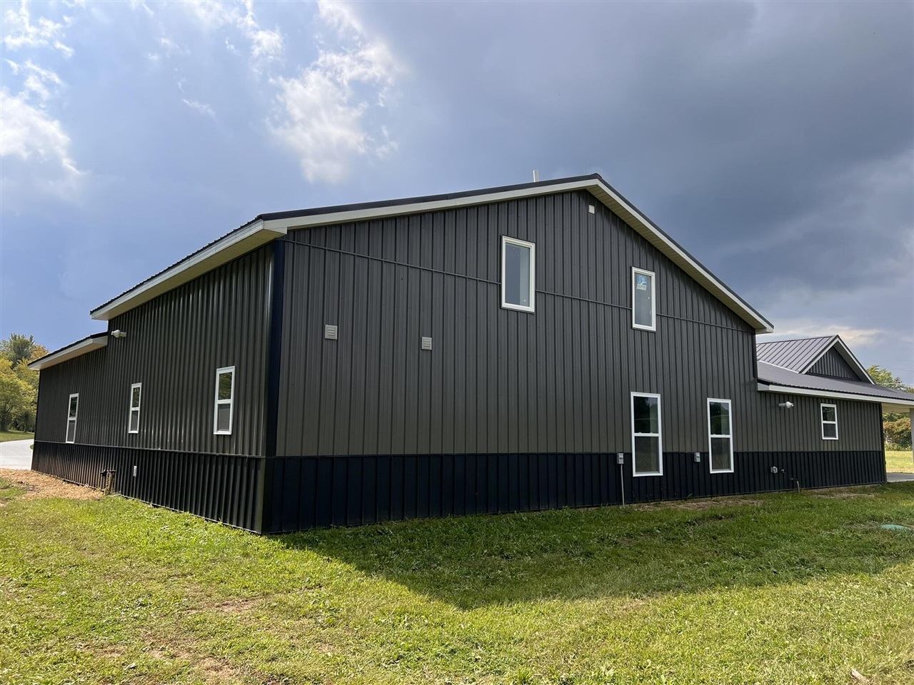 main property photo 34