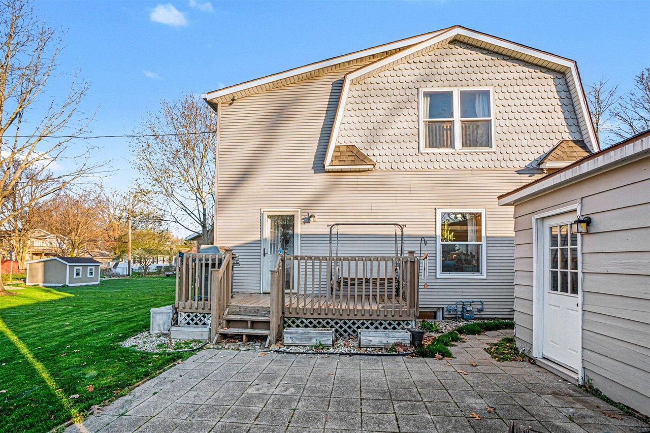main property photo 20