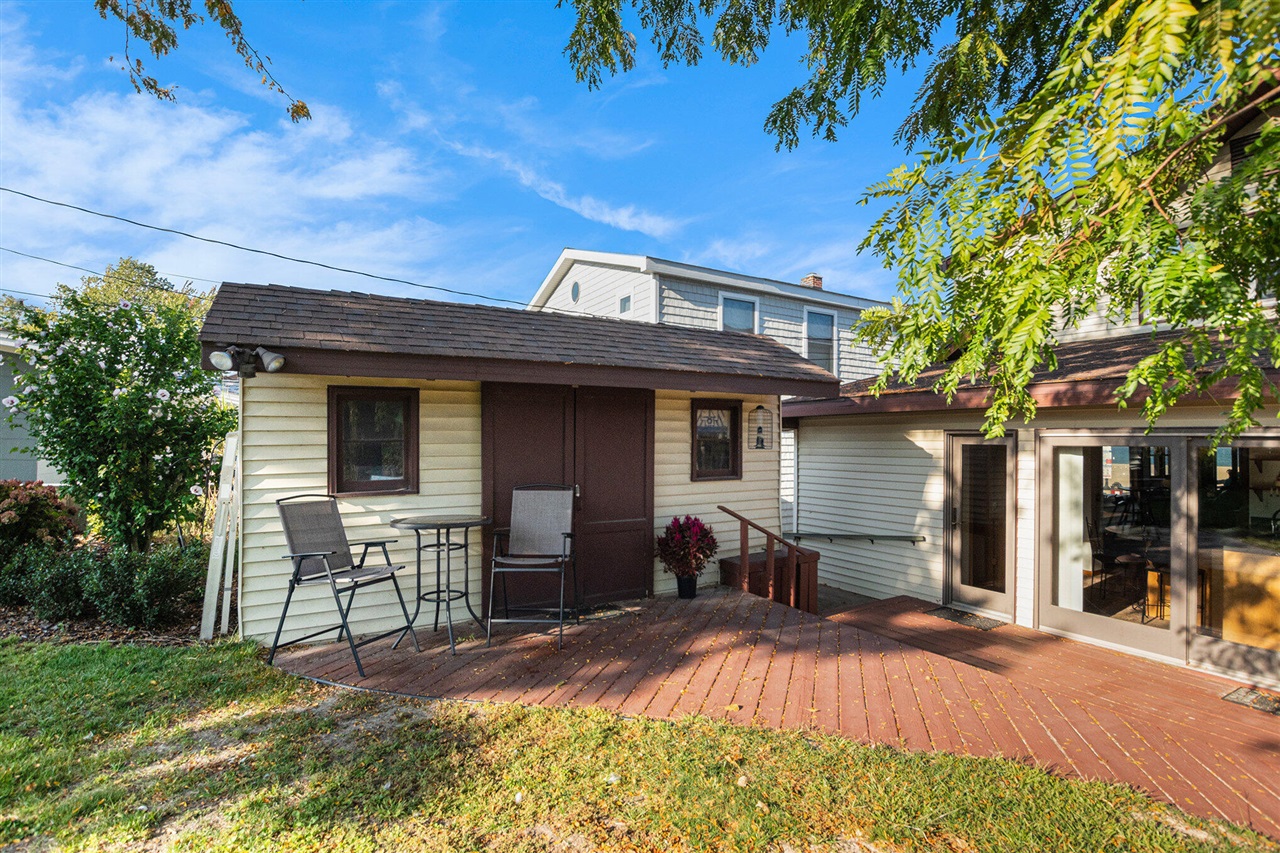 main property photo 27