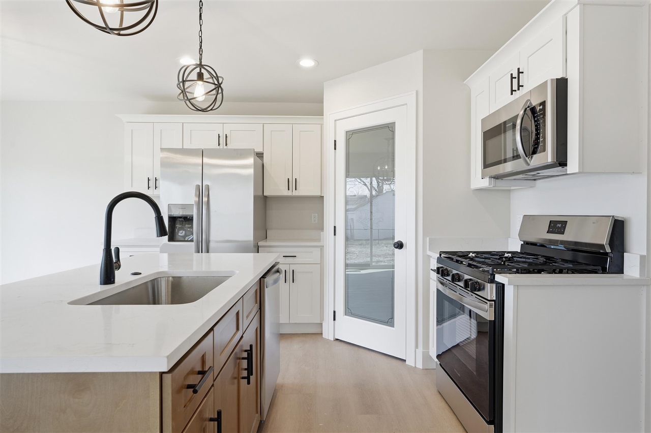 property viewer photo 22