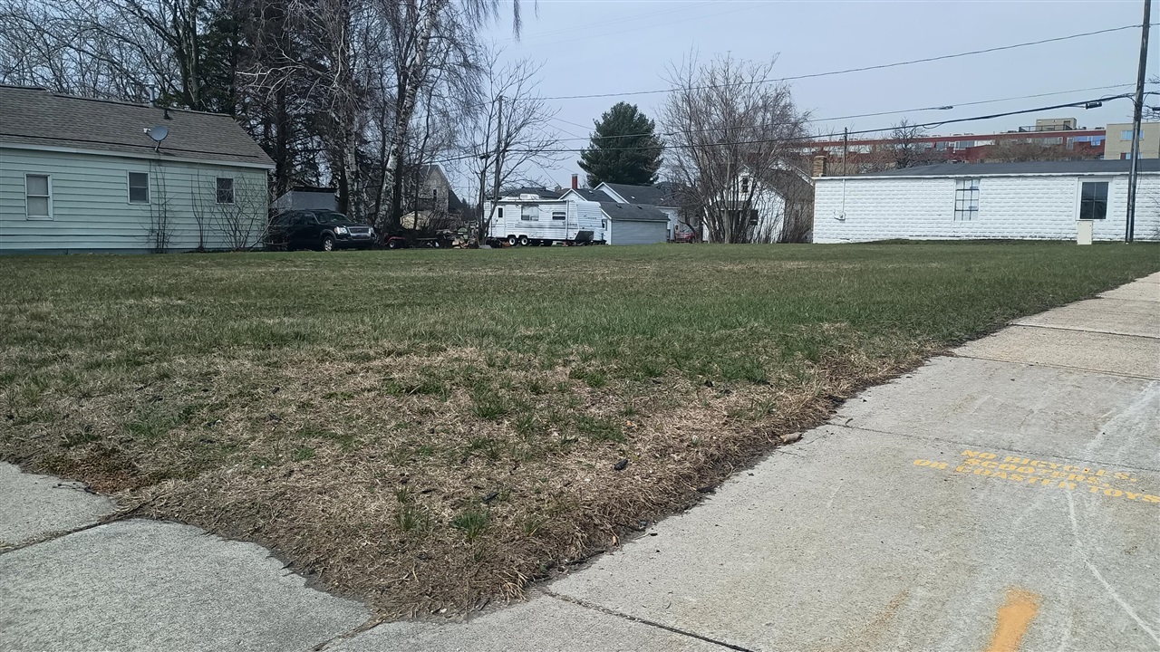 main property photo 9