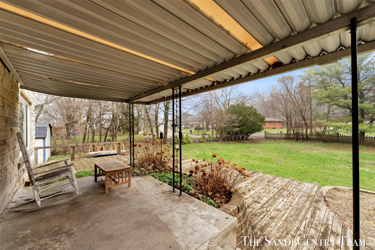 main property photo 58