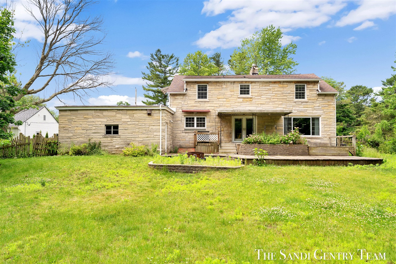 main property photo 60