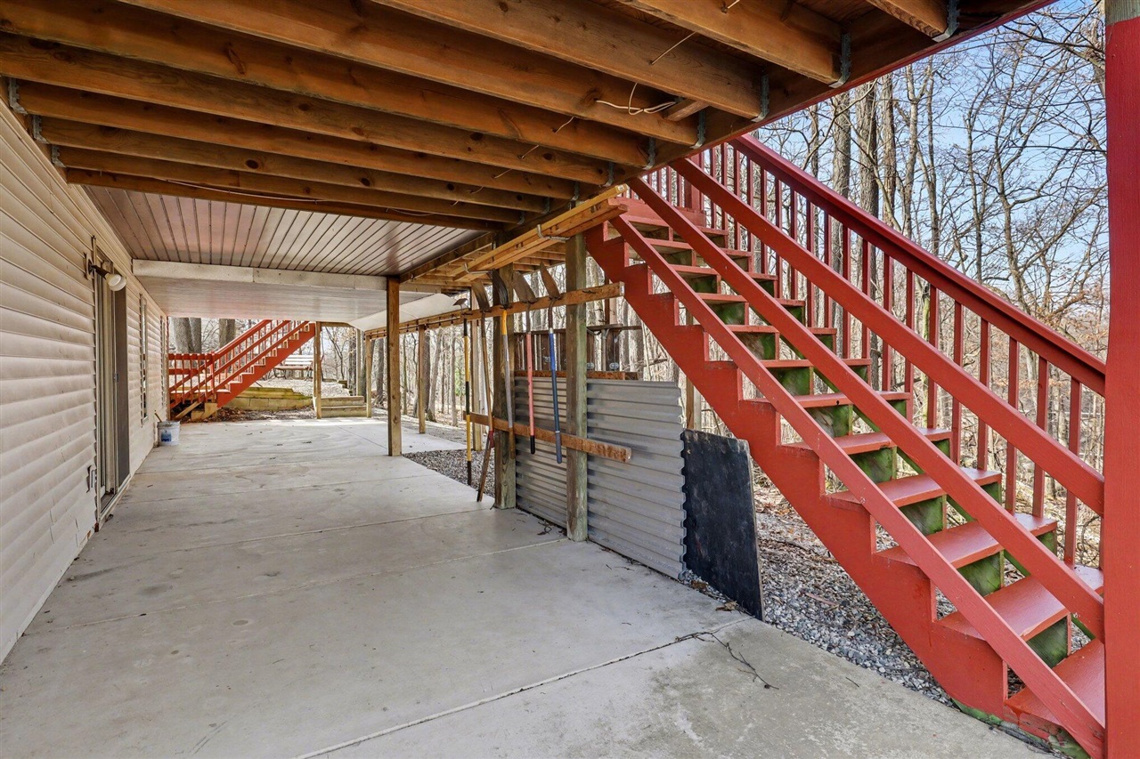 main property photo 35