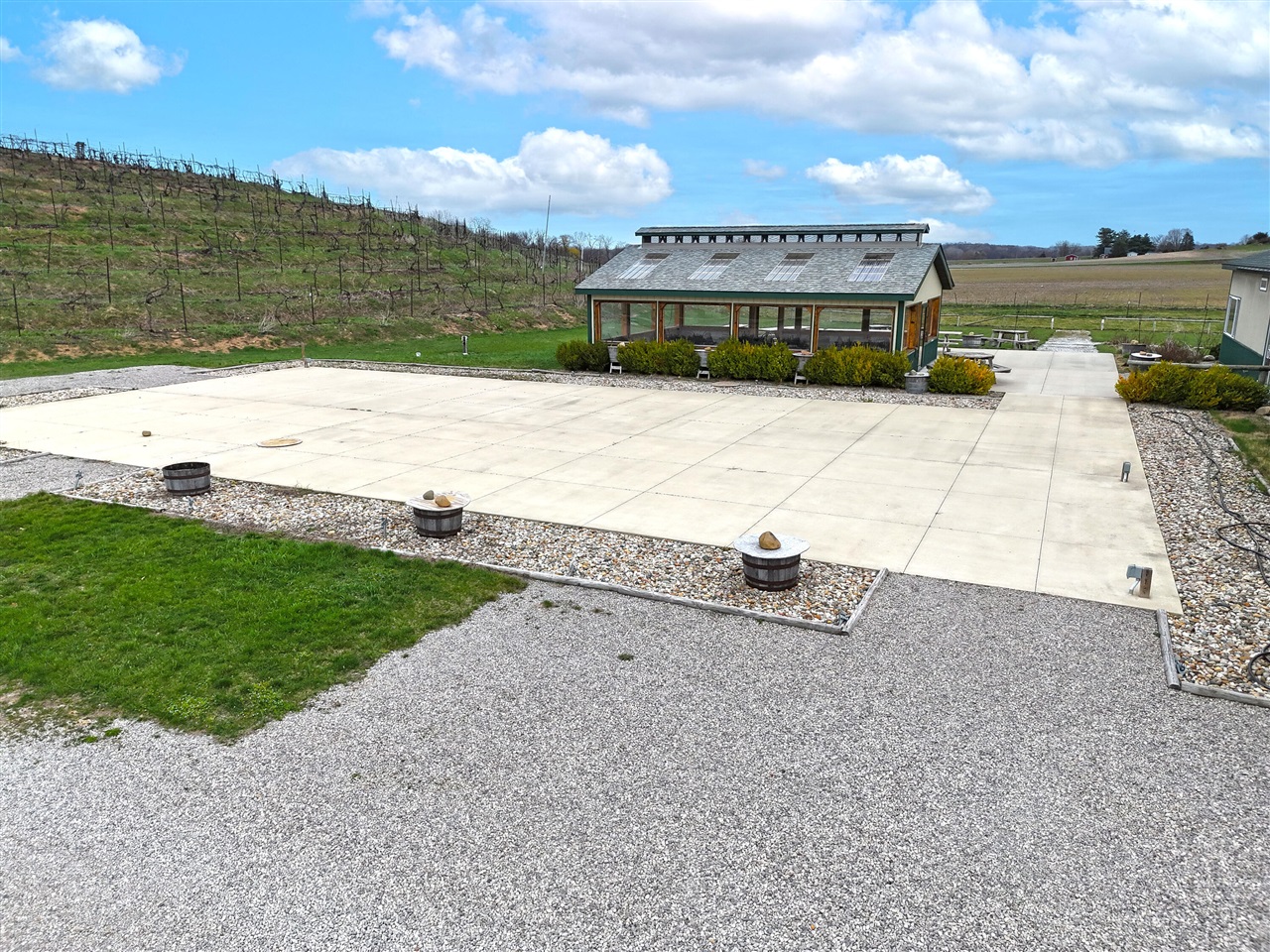 main property photo 51
