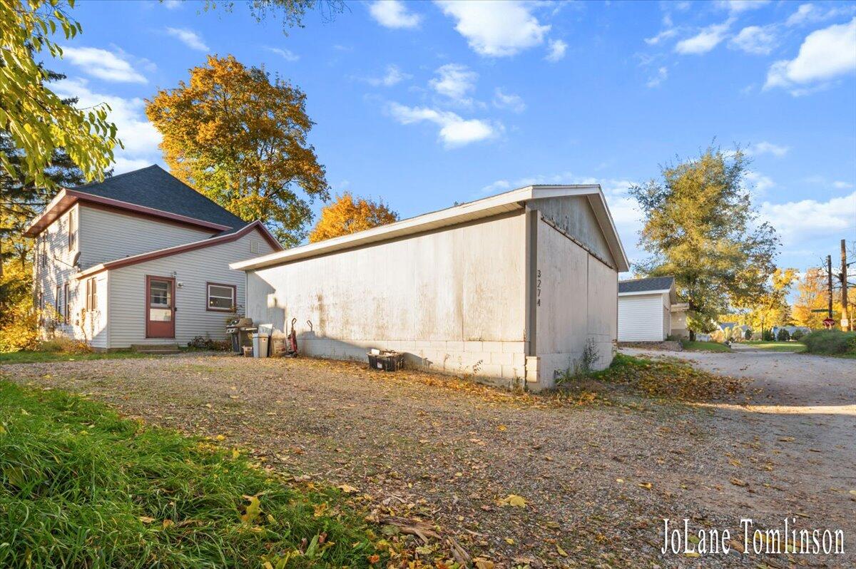 main property photo 24