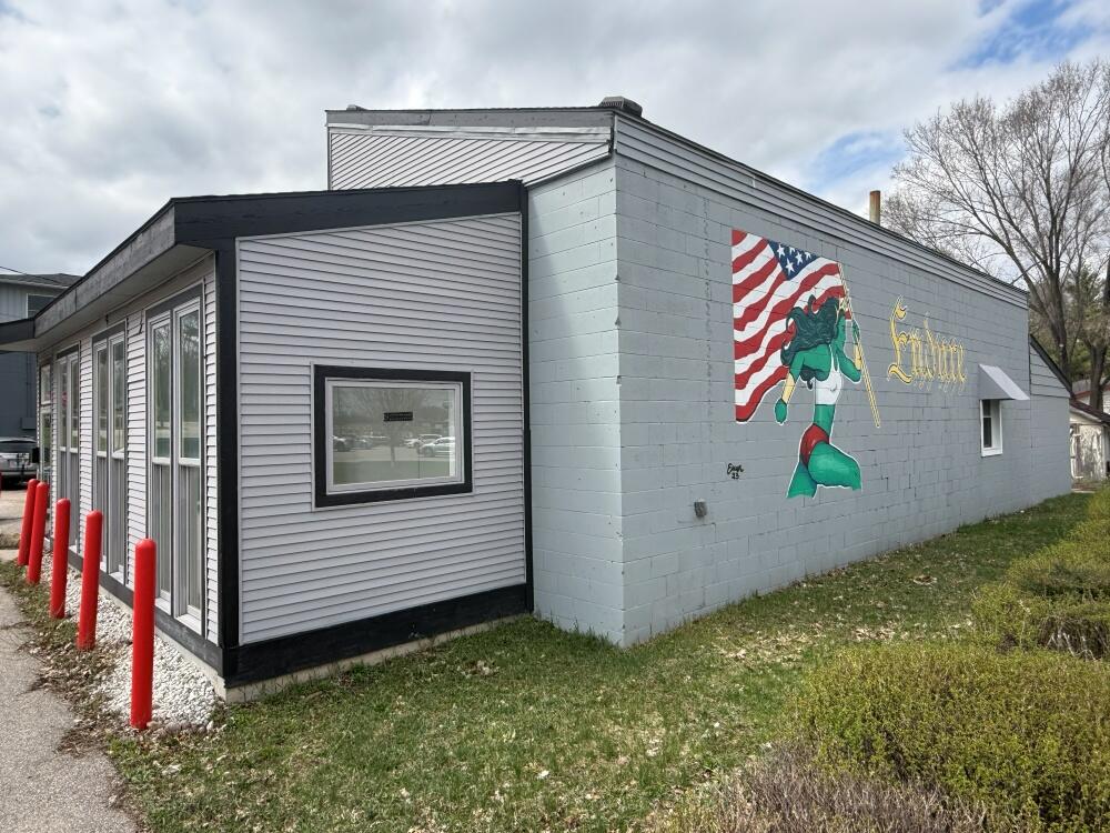 main property photo 19