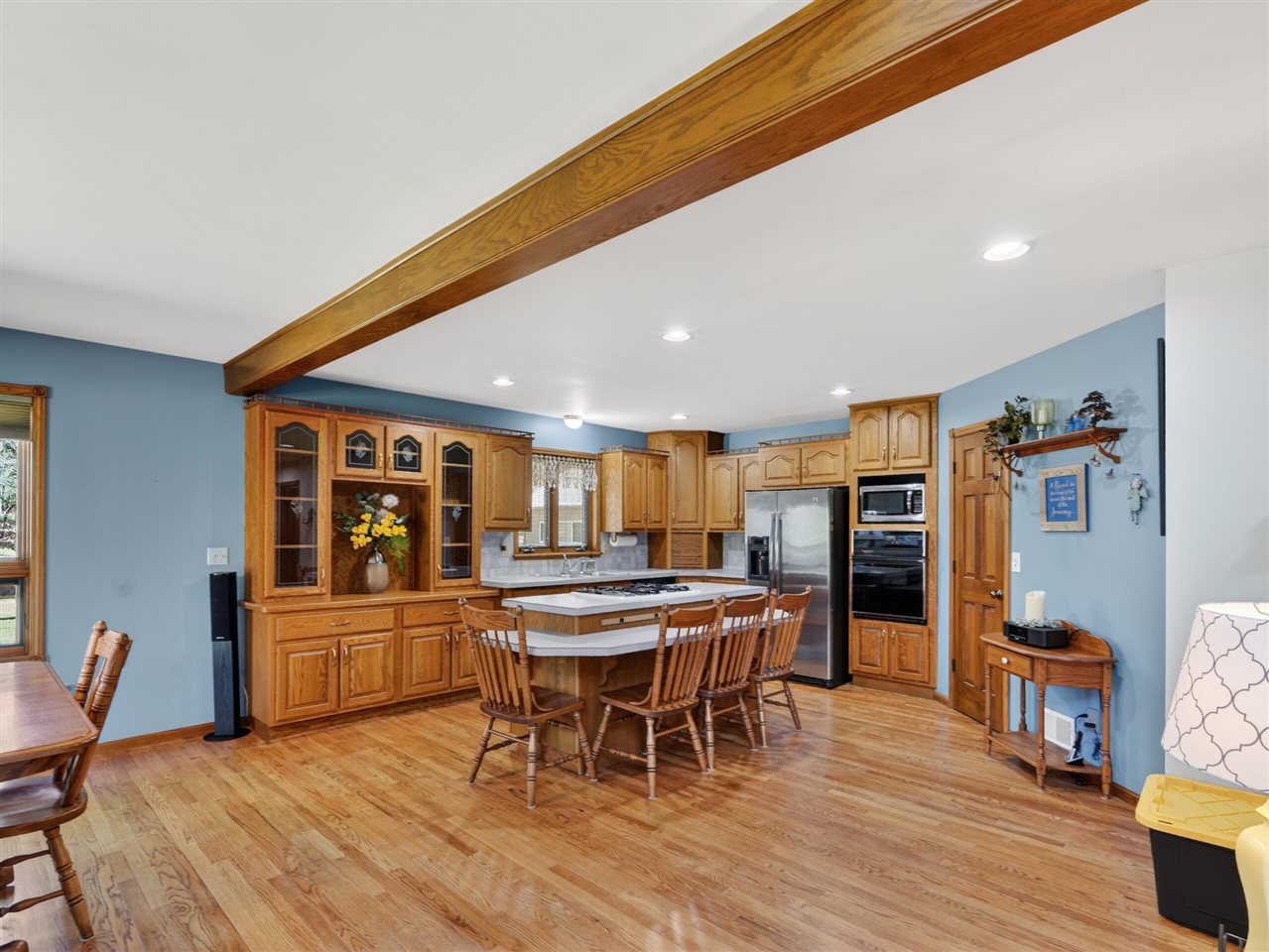 main property photo 18