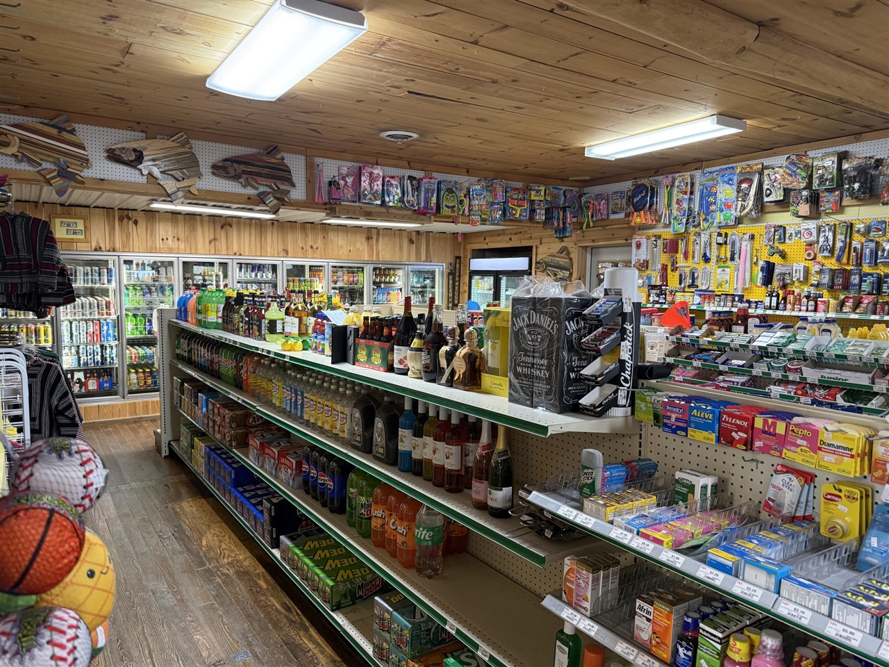 main property photo 6