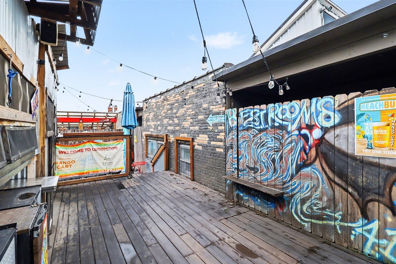 main property photo 34