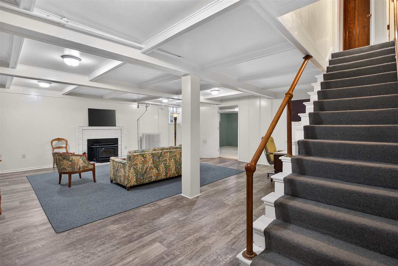 main property photo 56