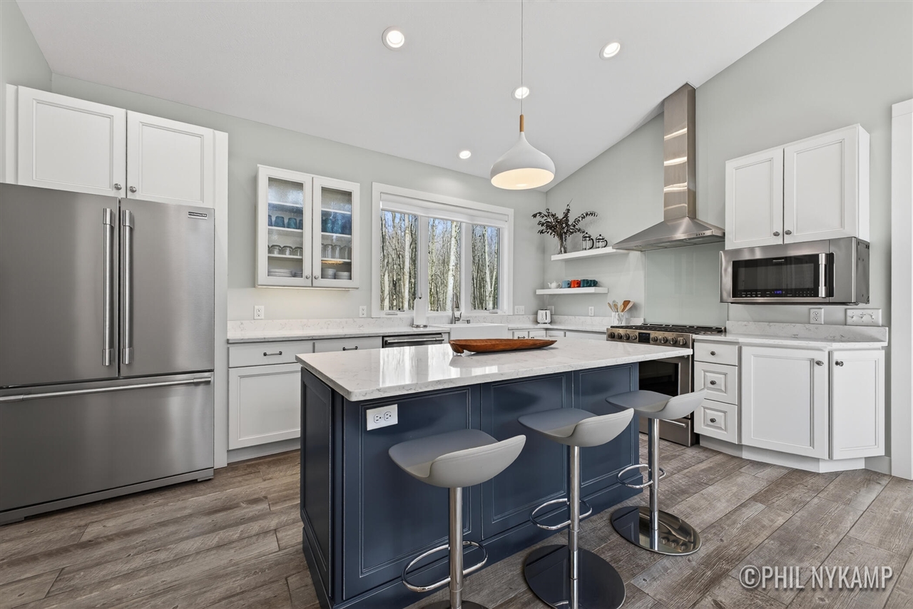 main property photo 81
