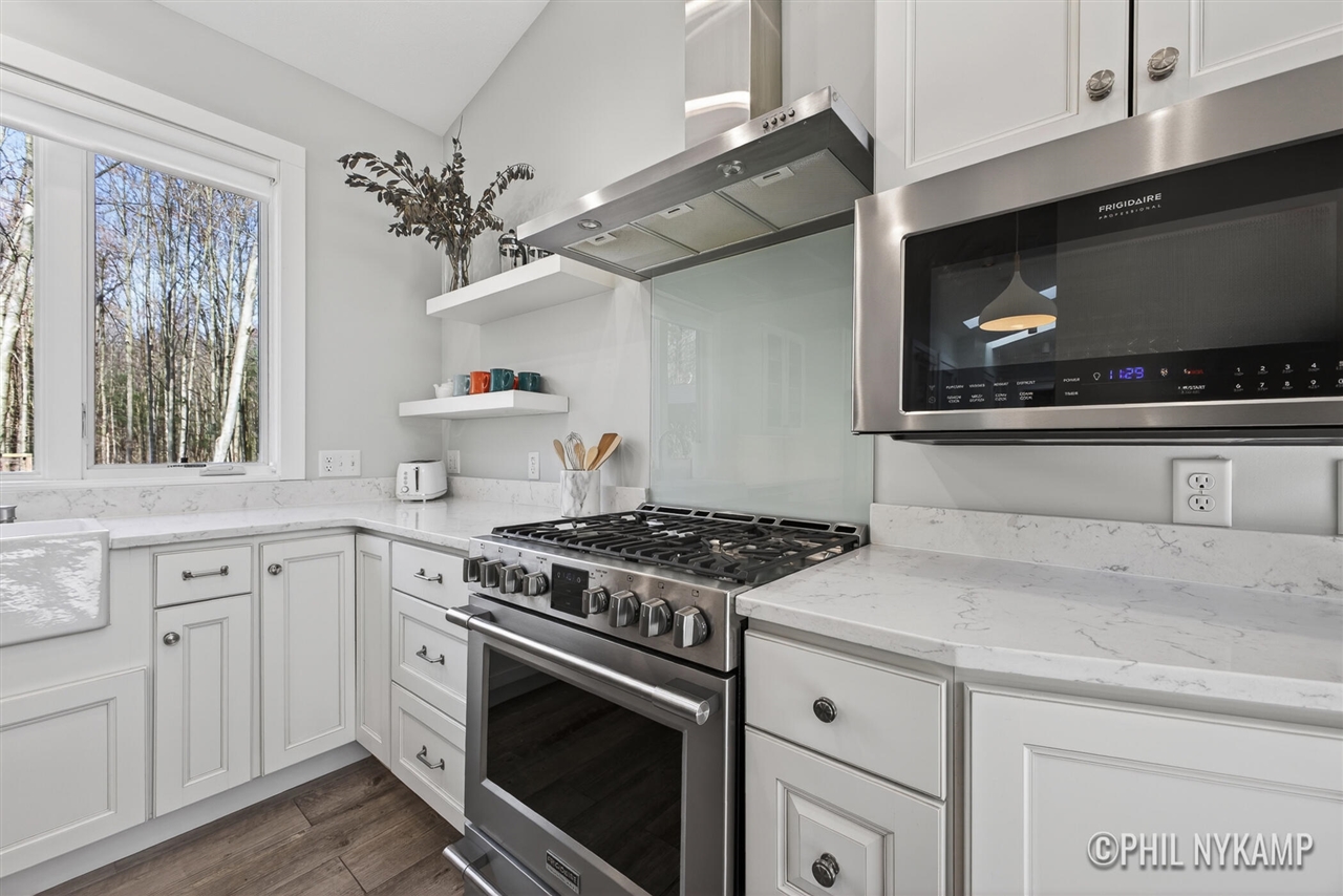 main property photo 82