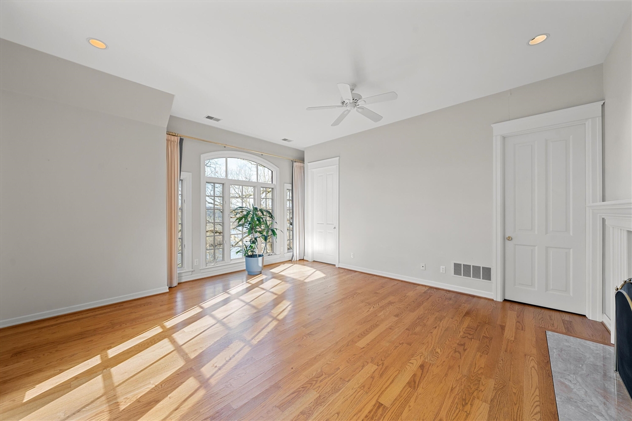 main property photo 64