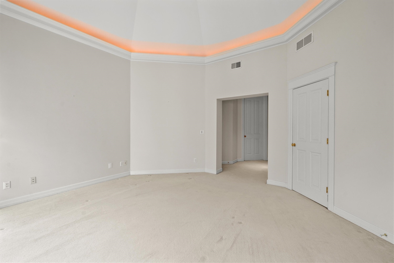 main property photo 68