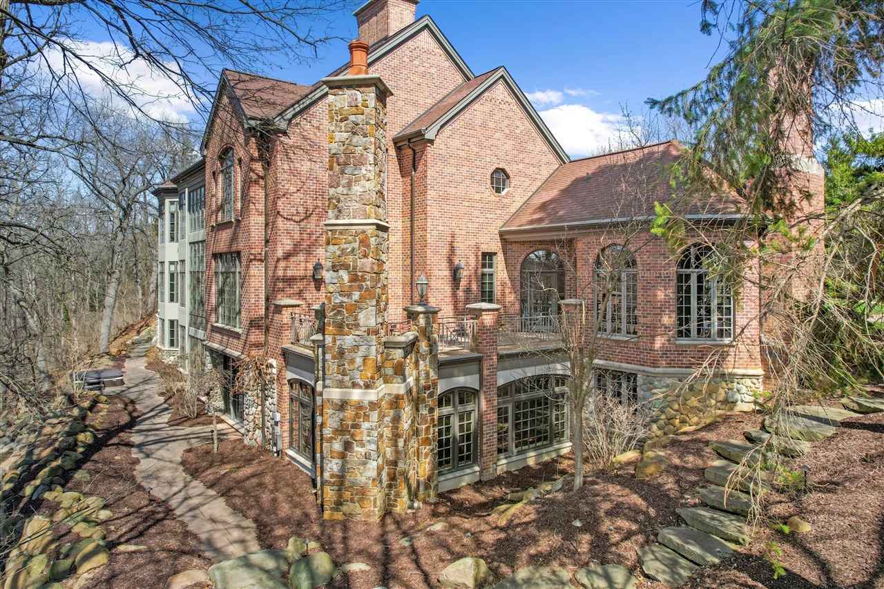 main property photo 75