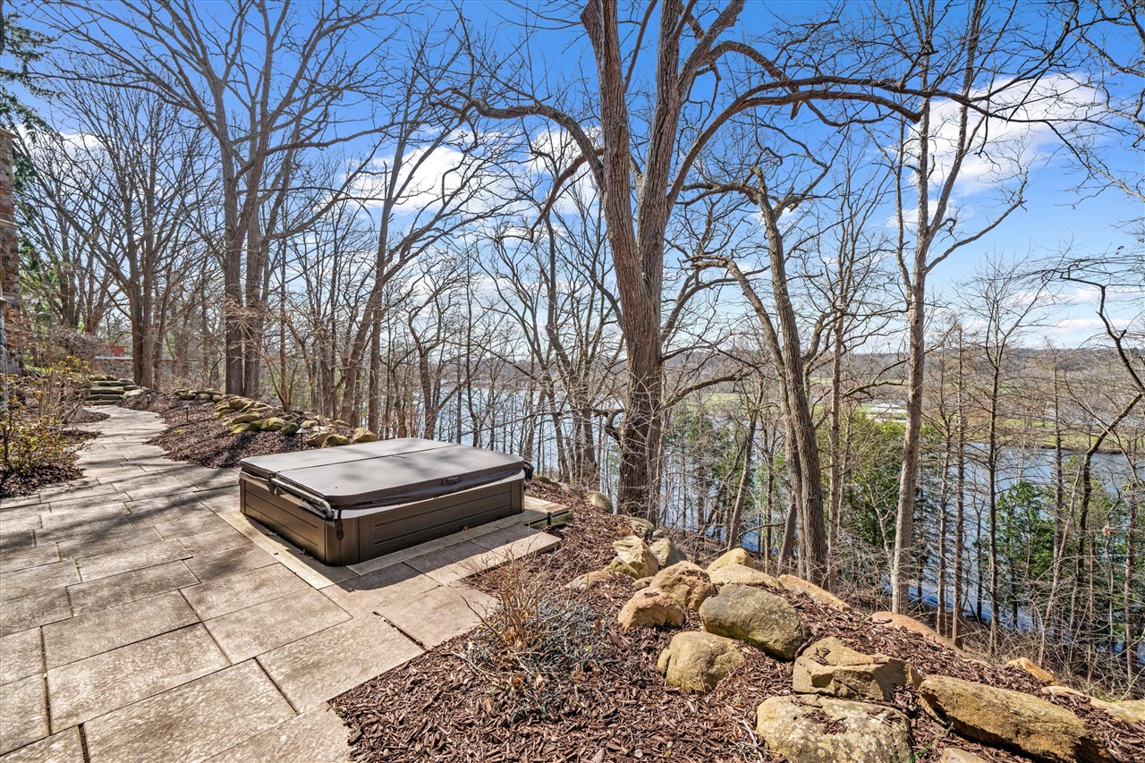 main property photo 76