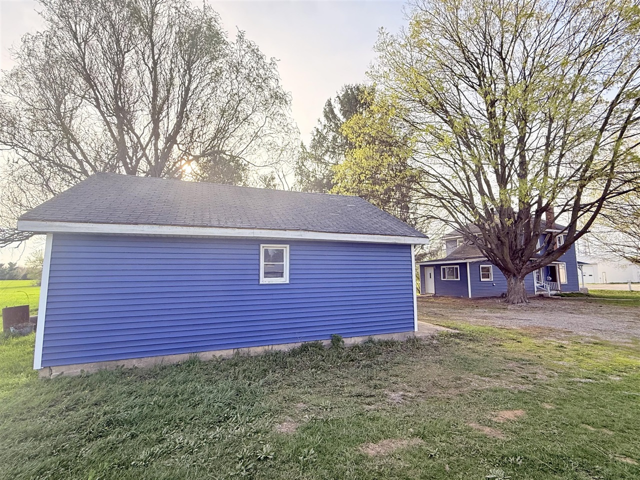 main property photo 29