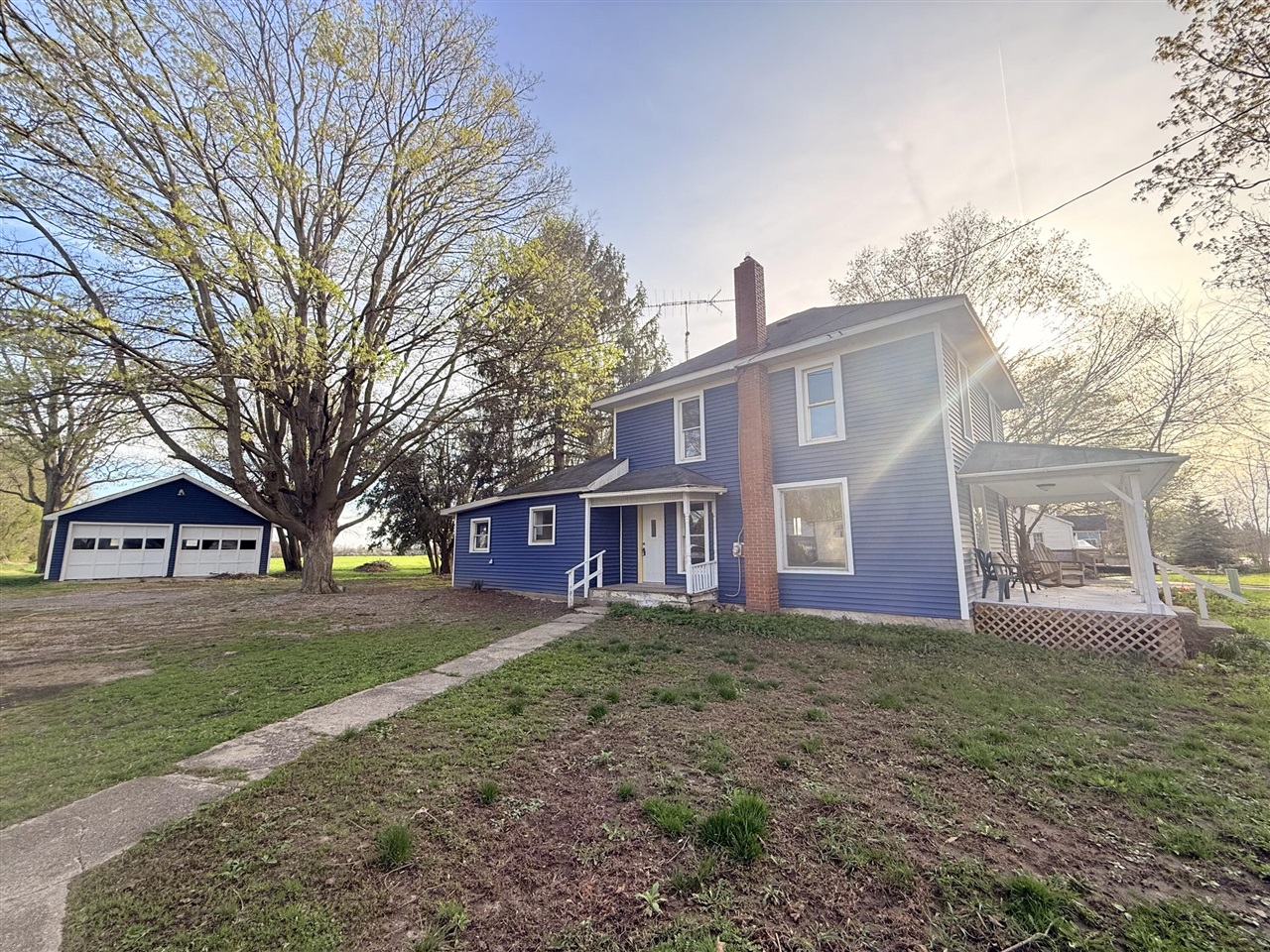 main property photo 9
