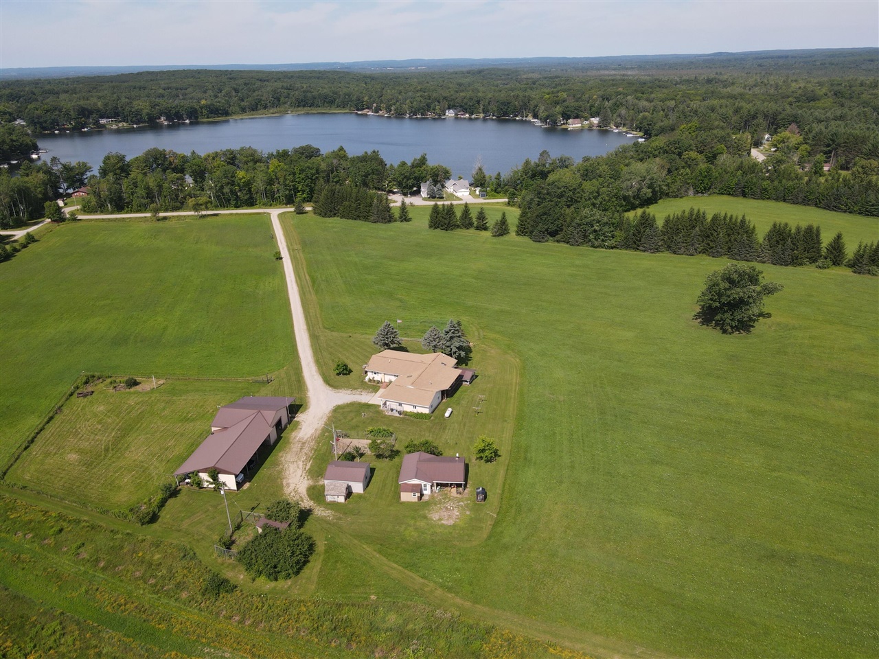 main property photo 50