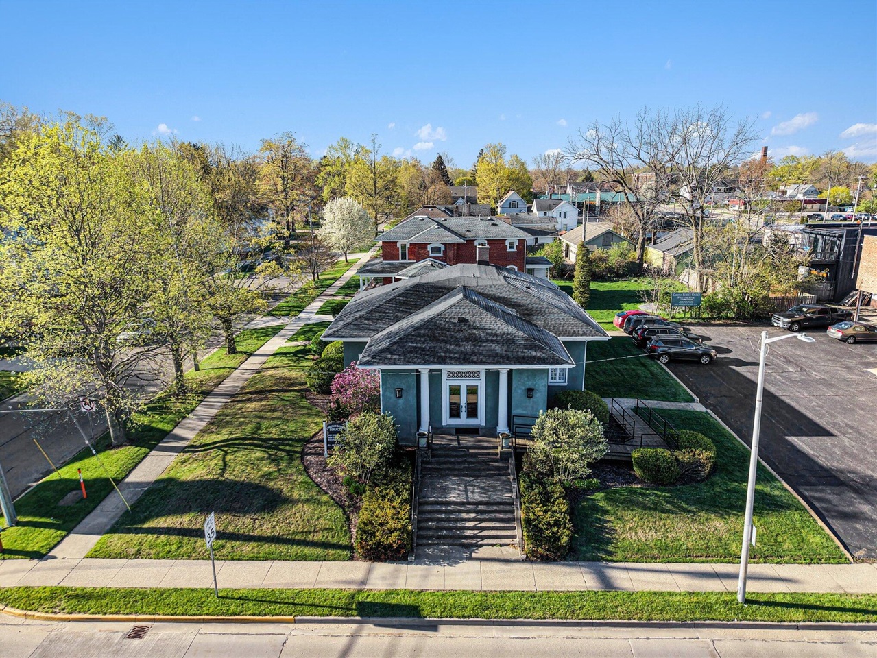main property photo 20