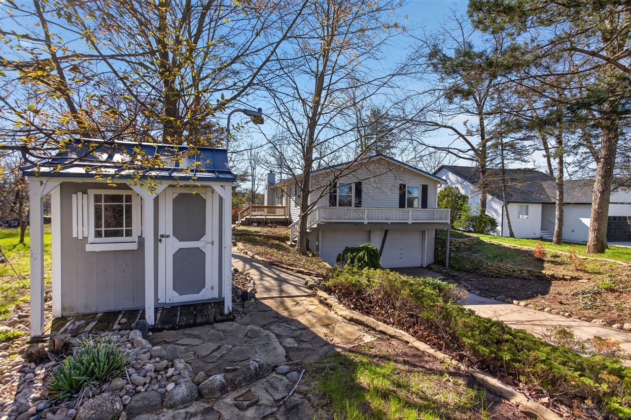 main property photo 51