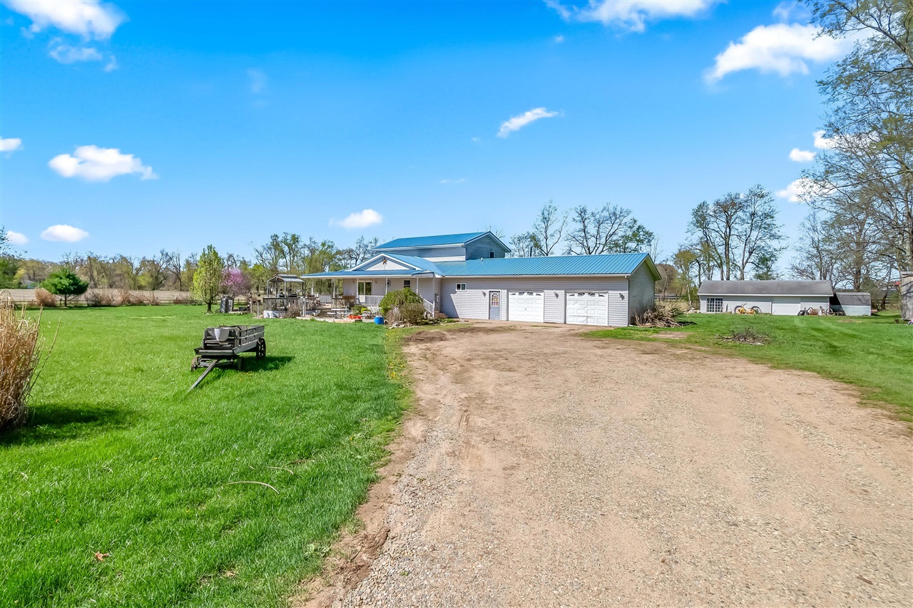 main property photo 5
