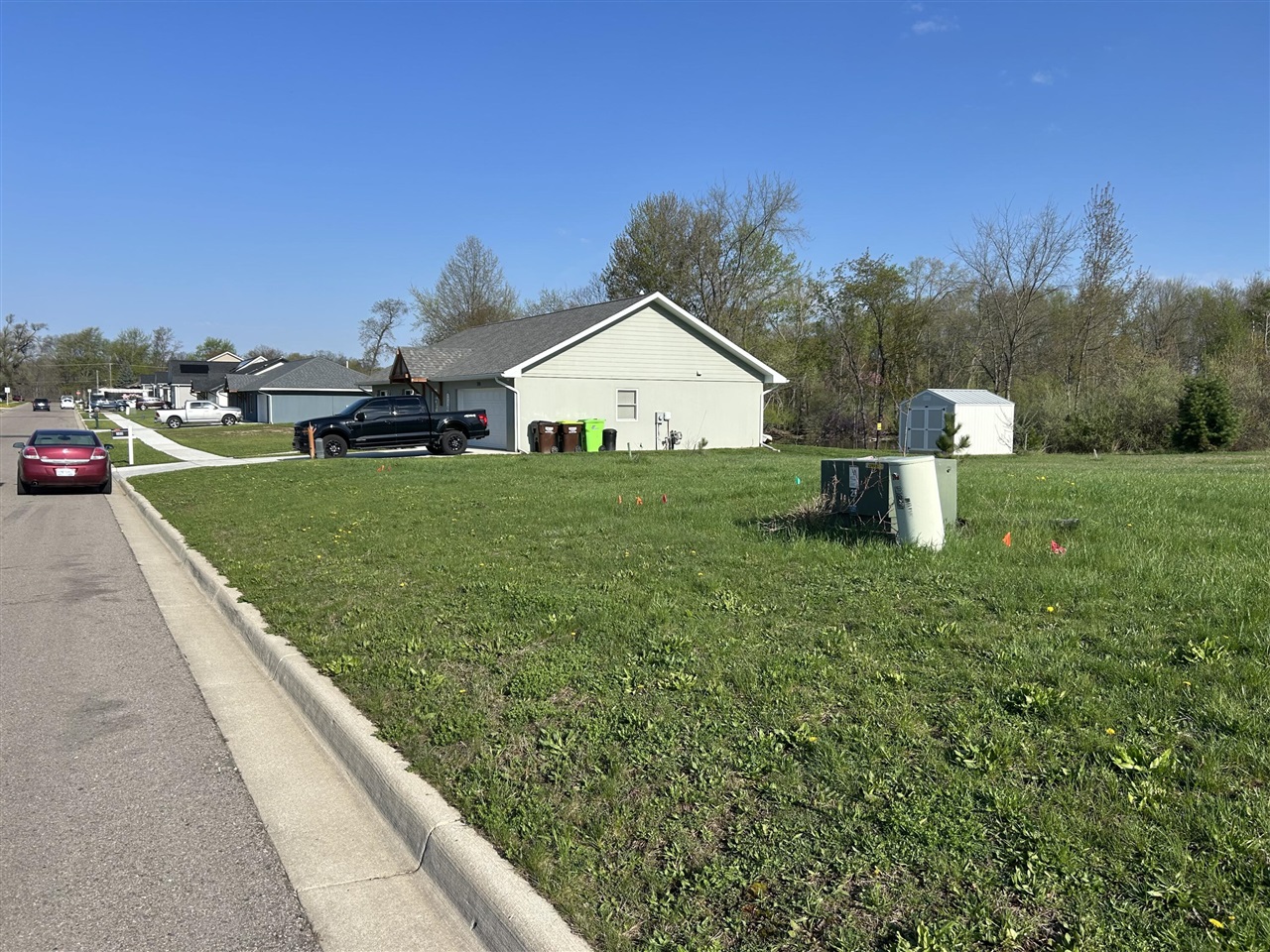 main property photo 3