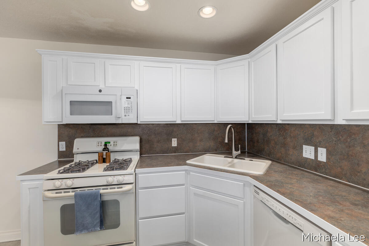 property viewer photo 6