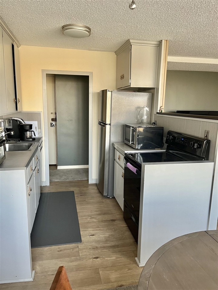 property viewer photo 3