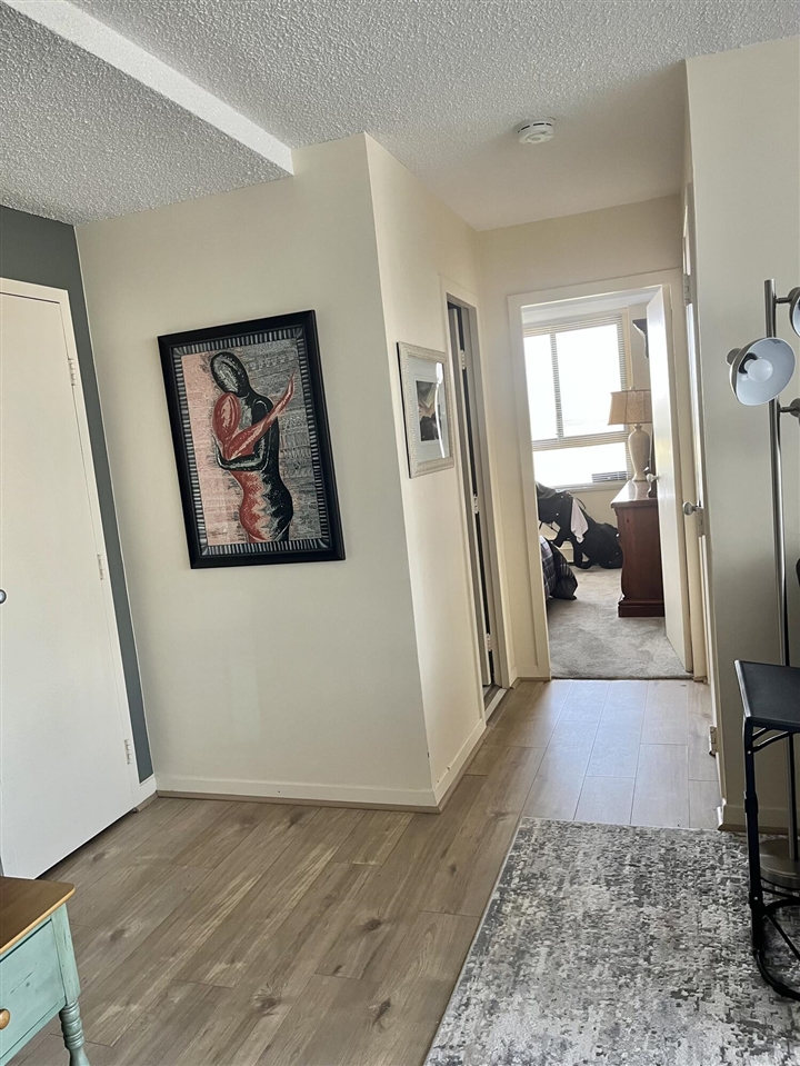 property viewer photo 6