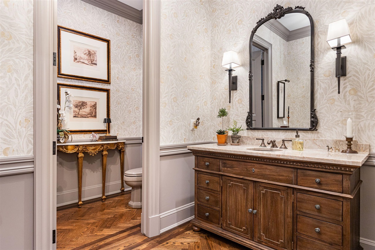 main property photo 76