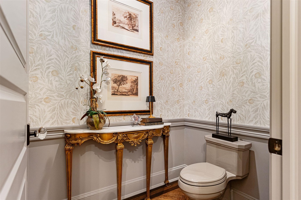 main property photo 77