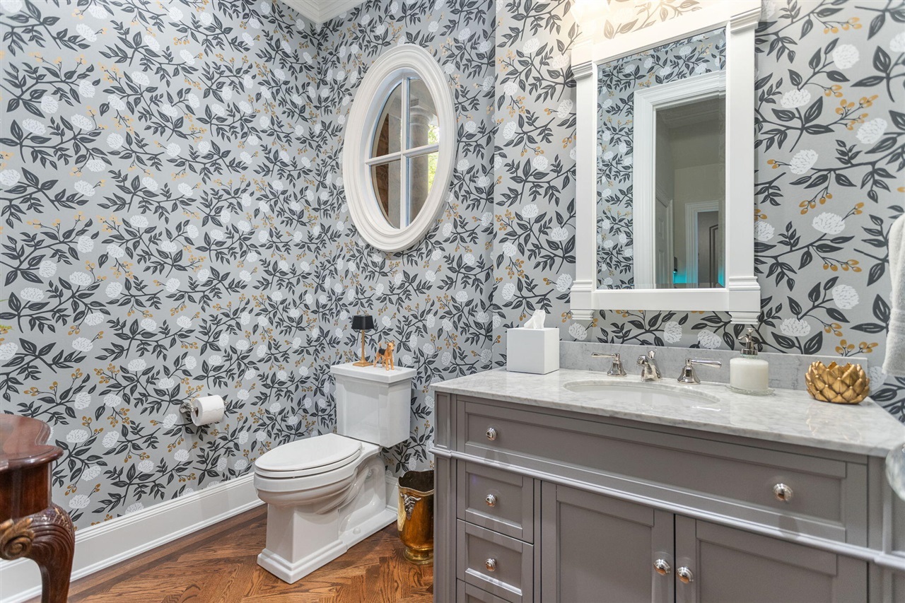 main property photo 79