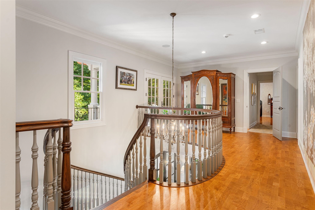 main property photo 81