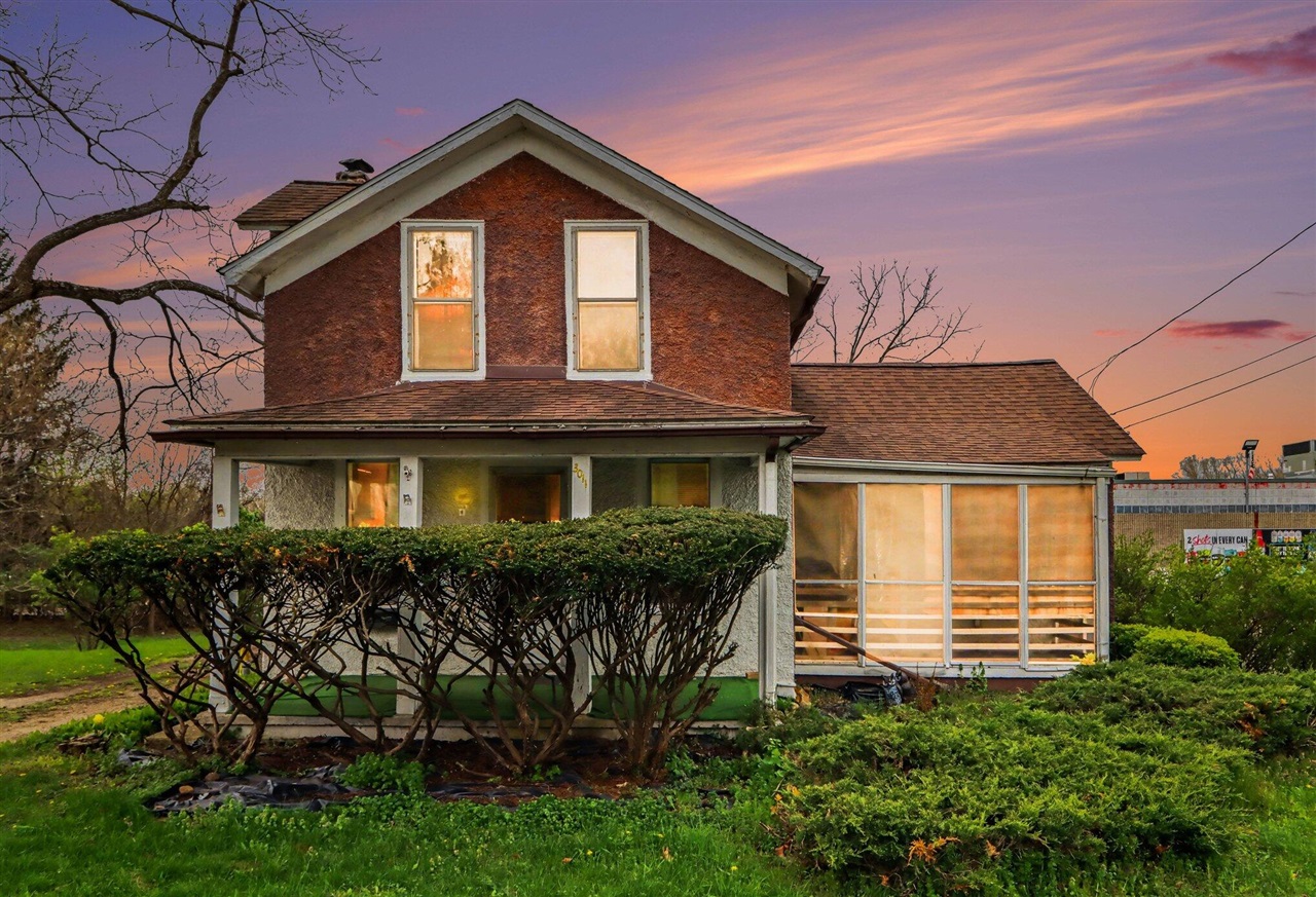 main property photo 1