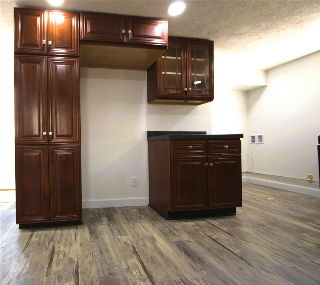 property viewer photo 2