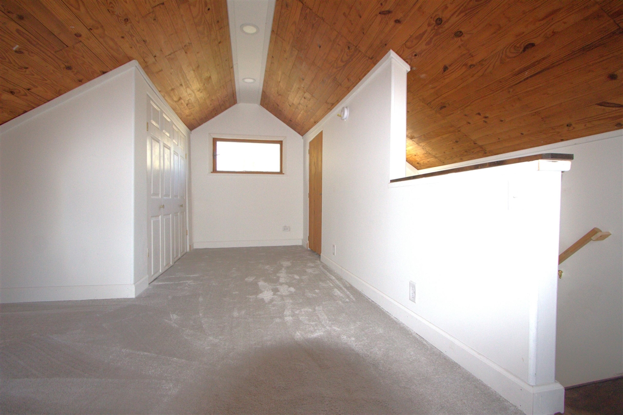property viewer photo 4