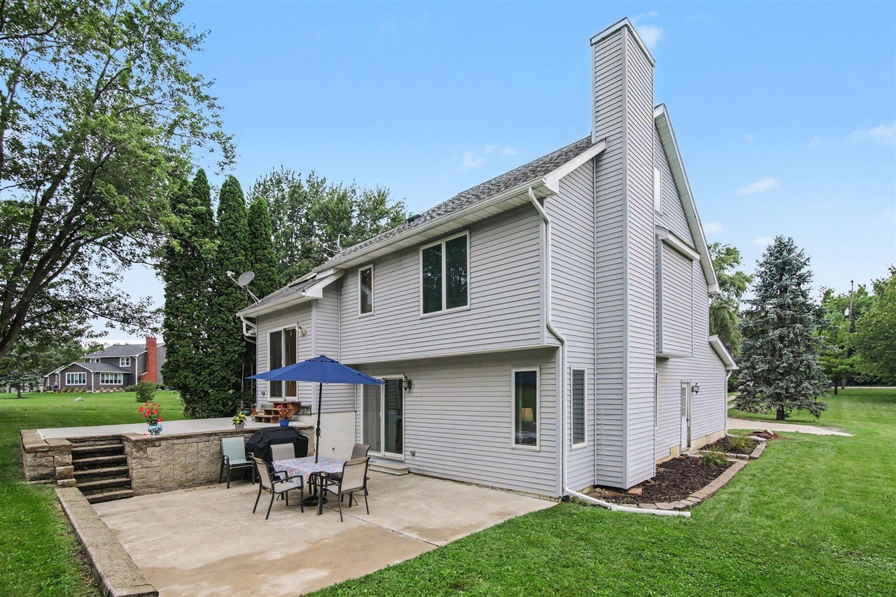main property photo 26