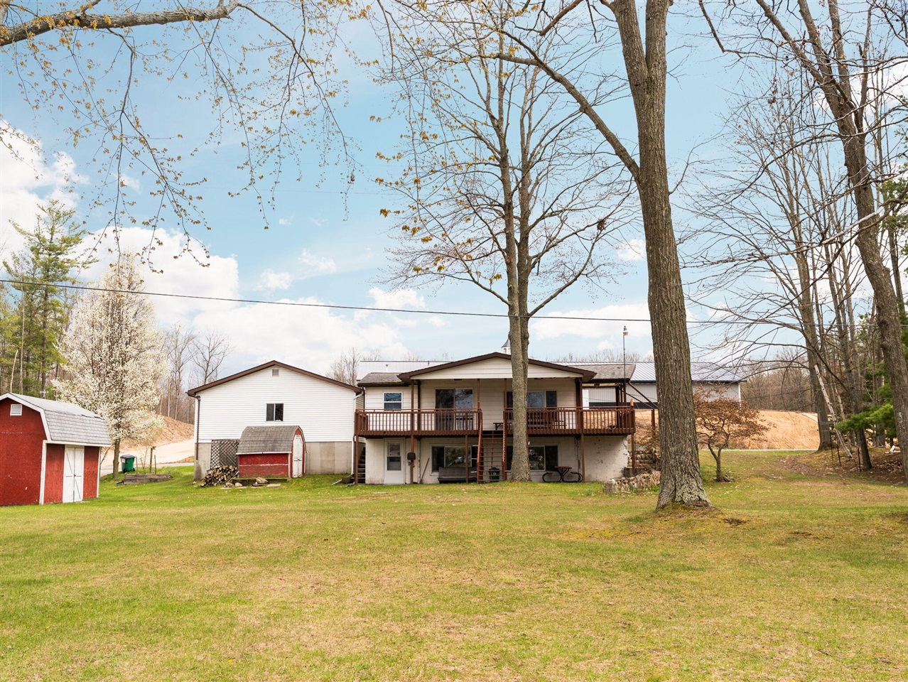 main property photo 34