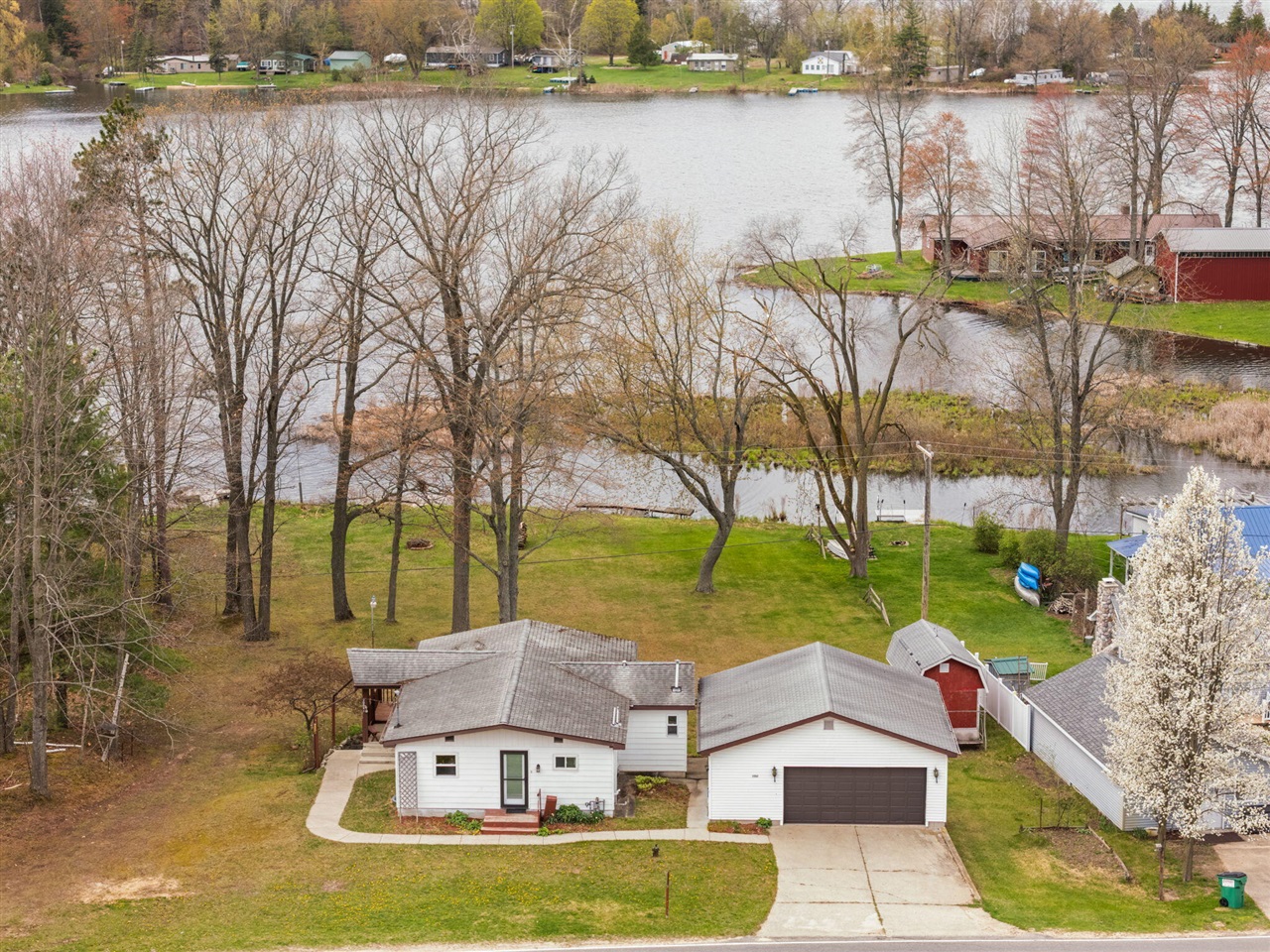 main property photo 46